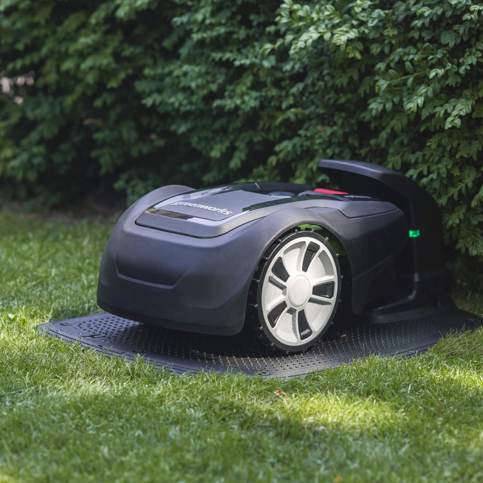 Optimow 5 - Robotic Lawnmower