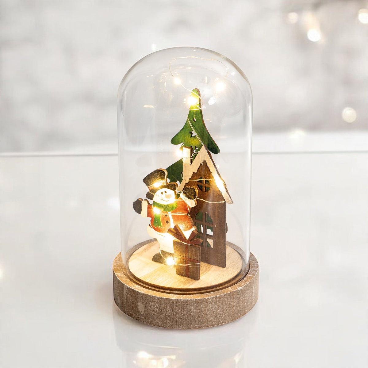 St Helens Home and Garden Battery Powered Light Up Cloche Christmas Scene_Indoor Christmas Decorations