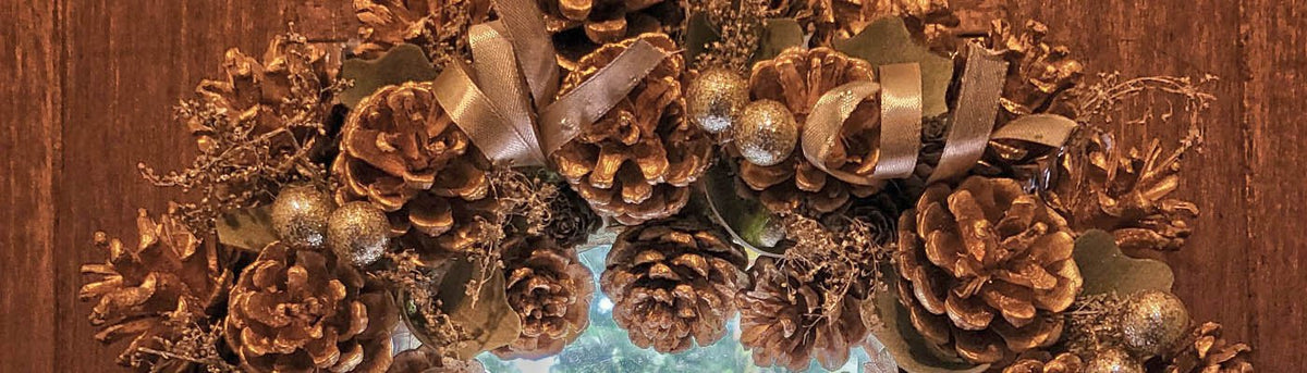 Christmas Wreaths - Home & Garden Extras