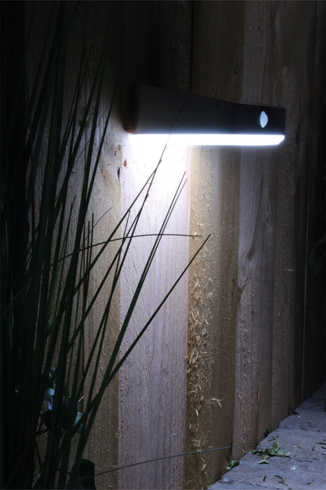 Solar Cheyenne Wall Light with Standby and PIR