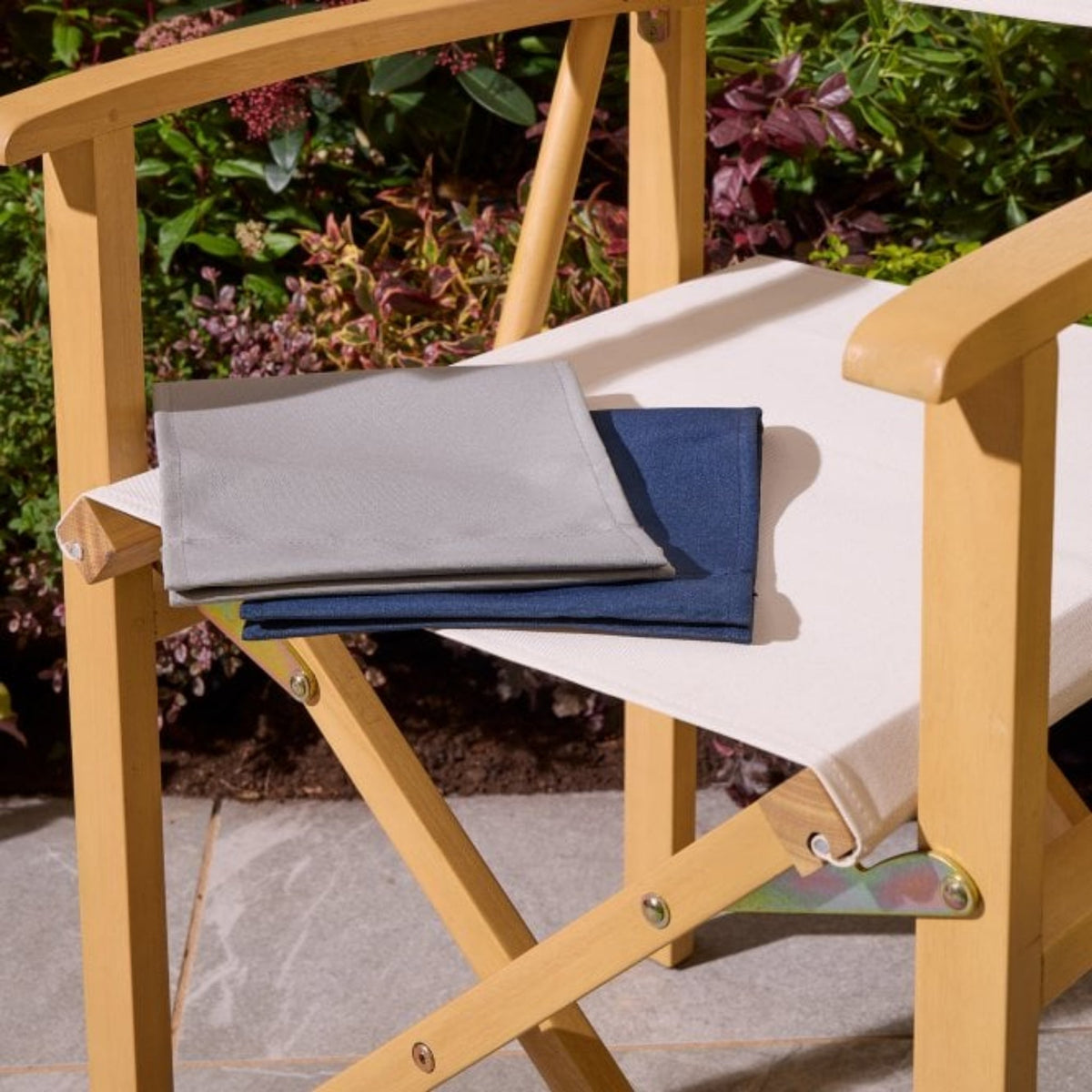 Ascot Folding Director's Chair - 3 Colours_Garden Chairs