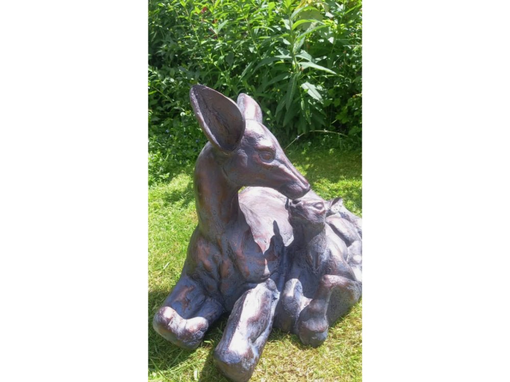 Large Doe and Baby Fawn Garden Sculpture Deer Ornament_Garden Ornaments