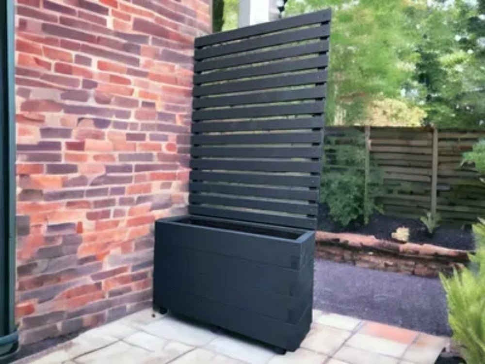 Devonshire Planter and Trellis Combination_