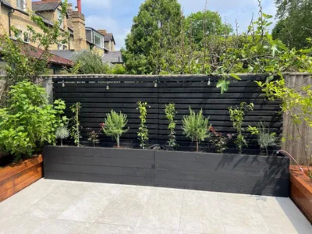 Devonshire Planter and Trellis Combination_