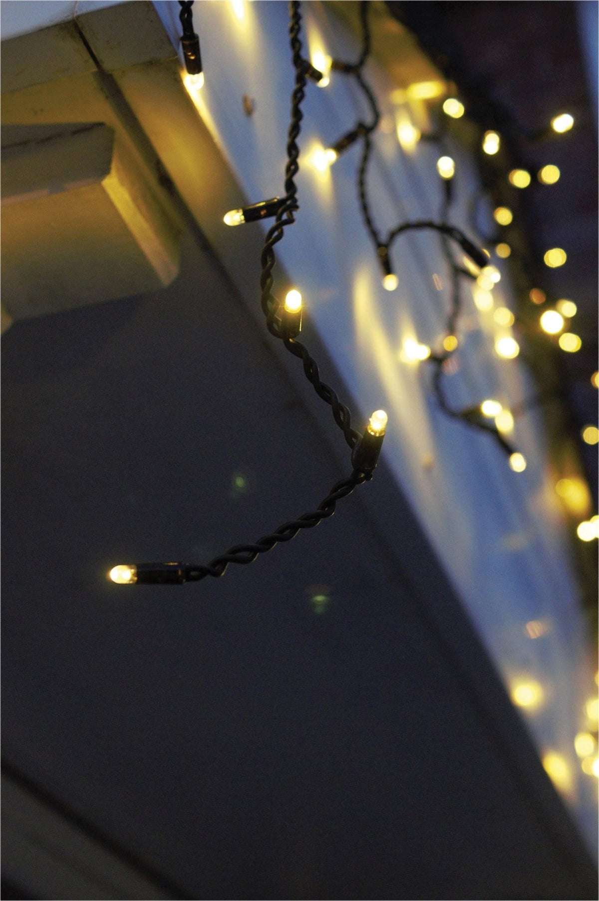 Eagle Connect Icicle Lights Black Rubber With 60/40/20cm Drop_Icicle Lights
