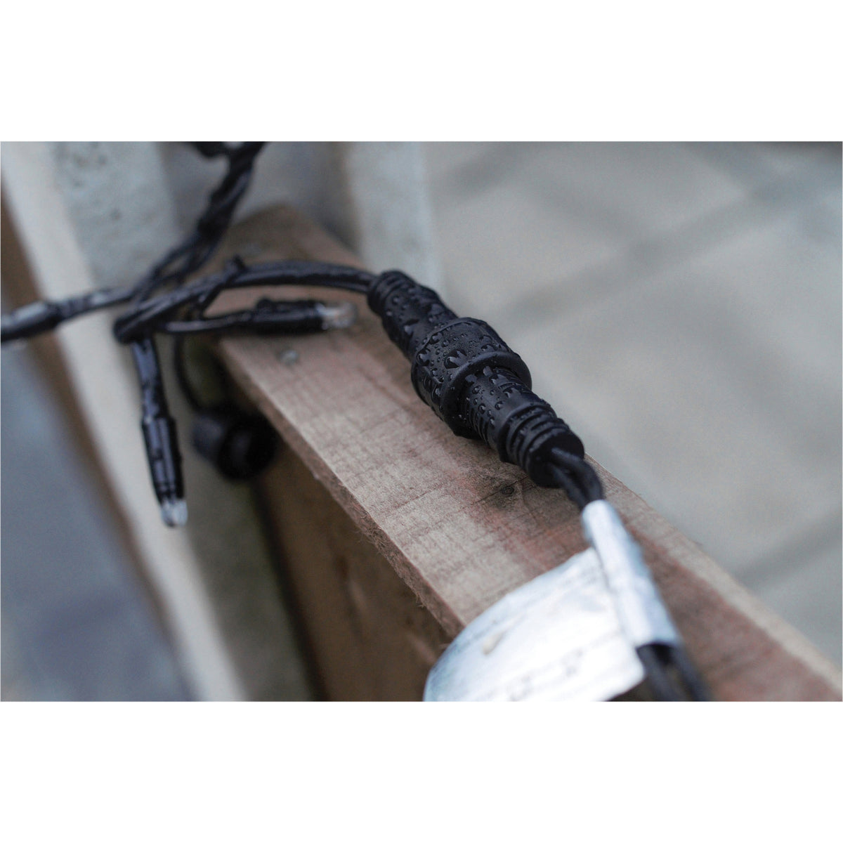 Eagle Connect RGB LED Cluster Lights With Rubber Cable