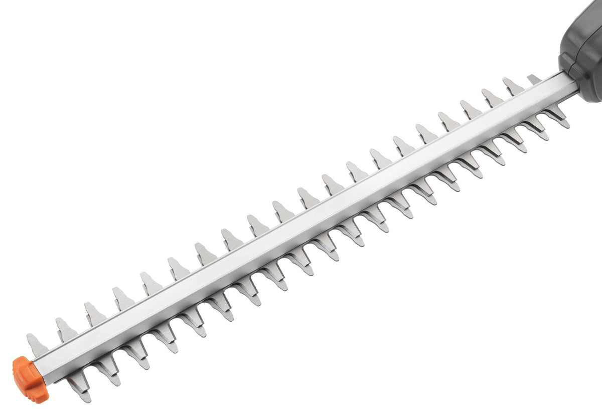 18V Ultracut Reach Hedge Trimmer_Hedge Trimmers