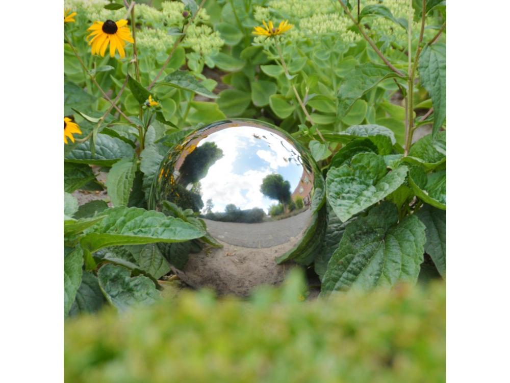 Stainless Steel Gazing Globes - Stunning Garden Ornament_Garden Decorations