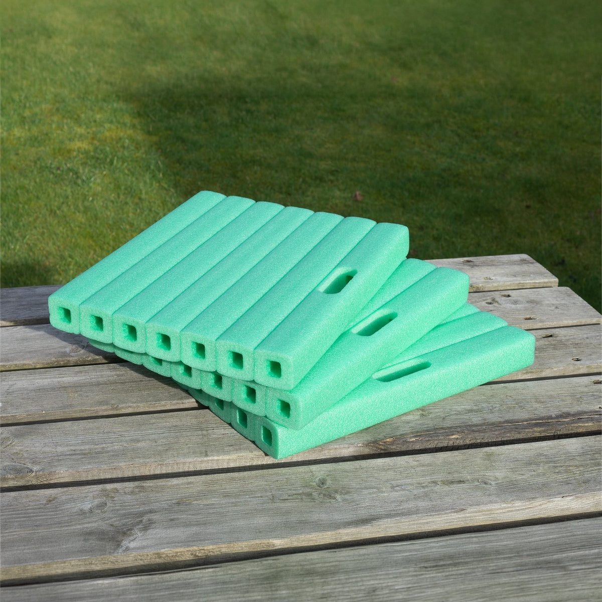St Helens Home and Garden and Home Knee Cushions With Carry Handles - Set of 3_Garden Kneelers