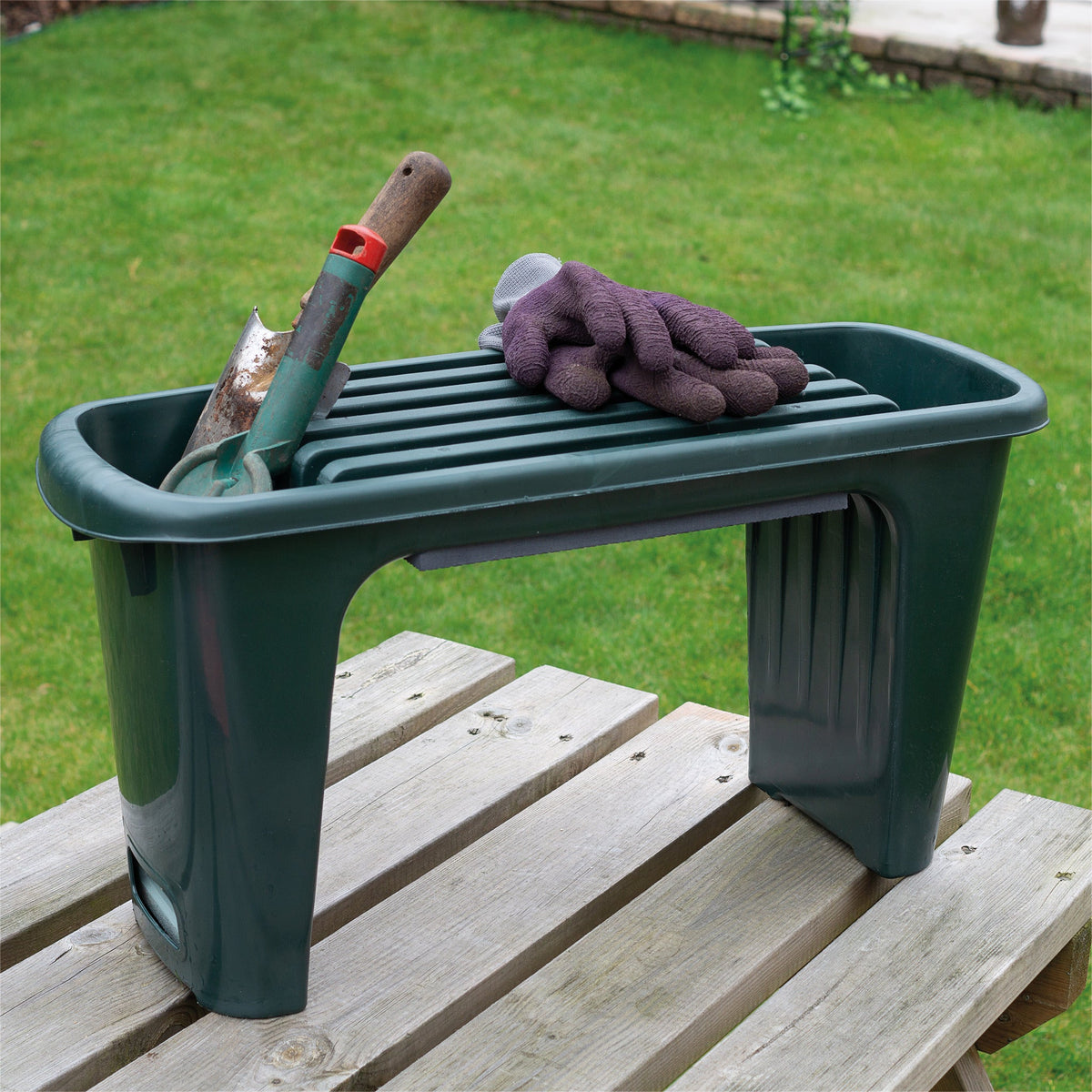 St Helens Home and Garden Padded Garden Kneeler_Garden Kneelers