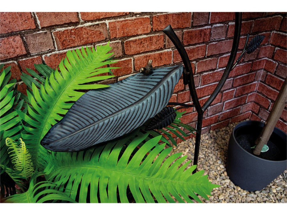 St Helens Leafs & Branches Home and Garden Ornamental Free Standing, Weather Resistant, Easy Assemble Bird Bath and Feeder_Bird Baths