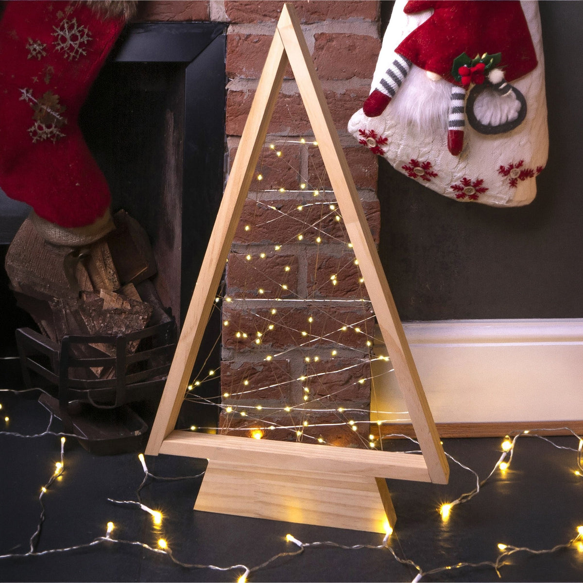 Wooden Christmas Tree – Self-Assembly Festive Decoration for Home or Office_Indoor Christmas Decorations