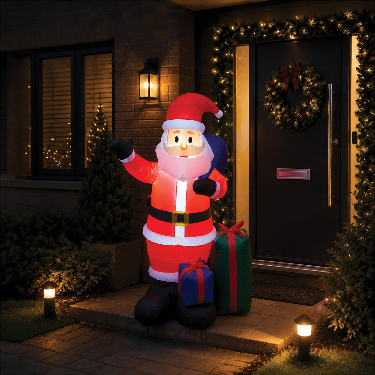 Inflatable Father Christmas with Presents and LED Lights - Festive Christmas Decoration for Indoor & Outdoor Use_Outdoor Christmas Decorations