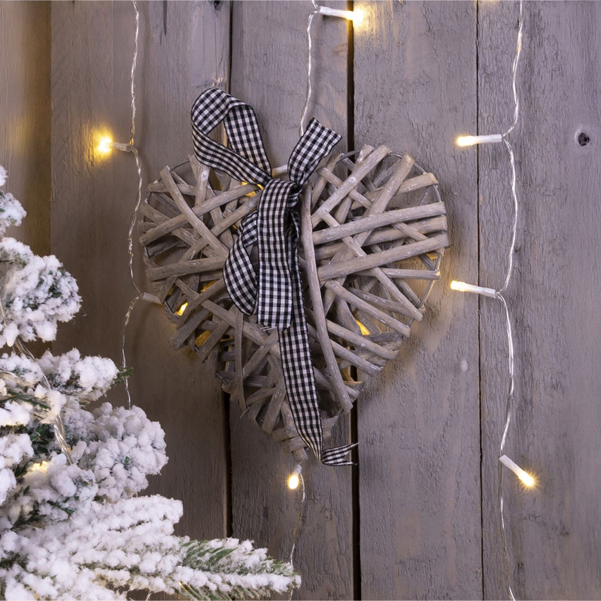 Light Grey Wicker Christmas Heart – Festive Rustic Decoration for Home & Tree_Indoor Christmas Decorations