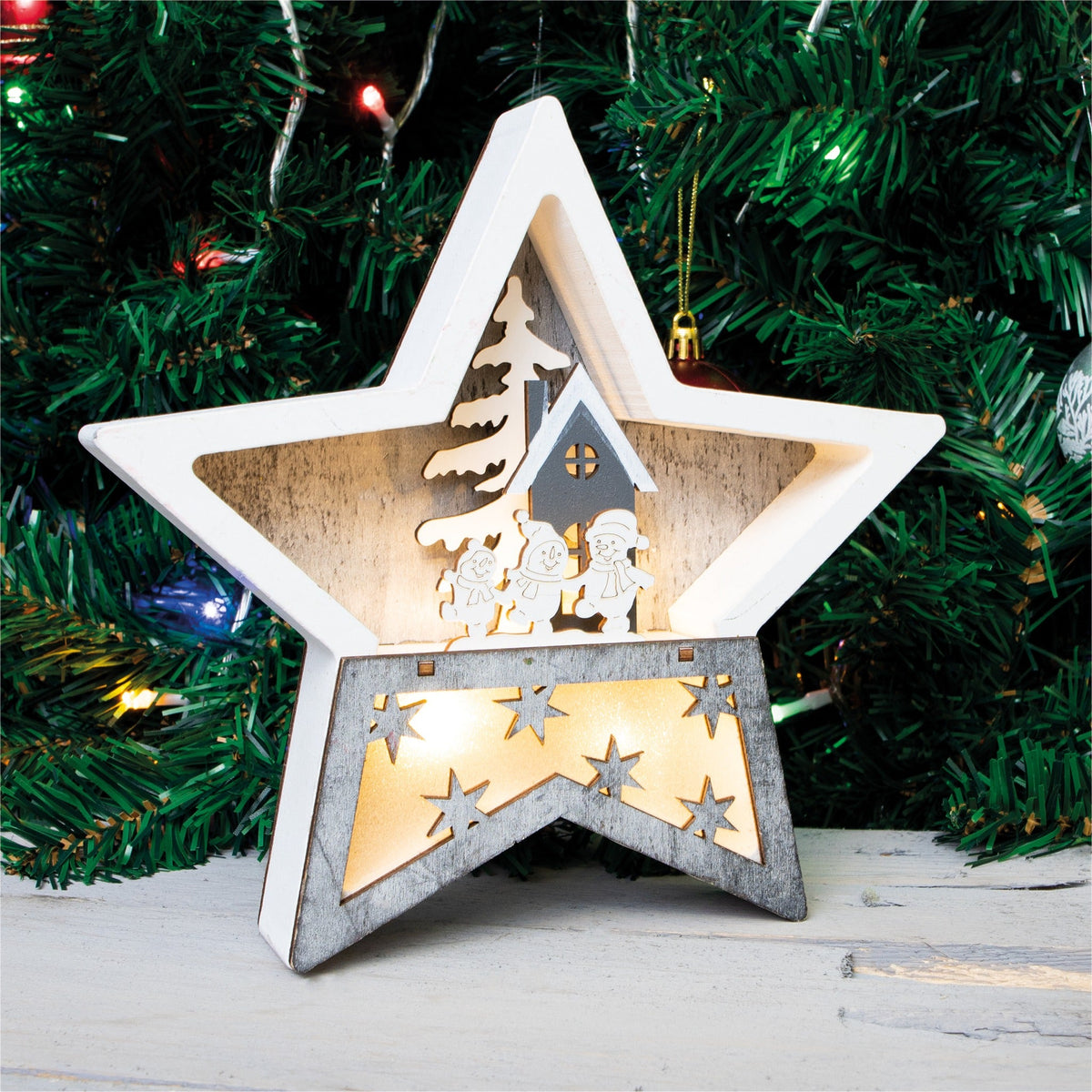 Battery Powered Wooden Light Up Christmas Star - White and Grey_Indoor Christmas Decorations