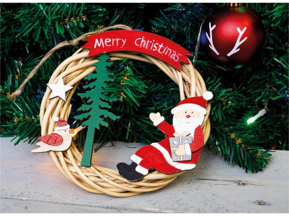 St Helens Santa Battery Powered Wicker Christmas Wreath_Christmas Wreaths
