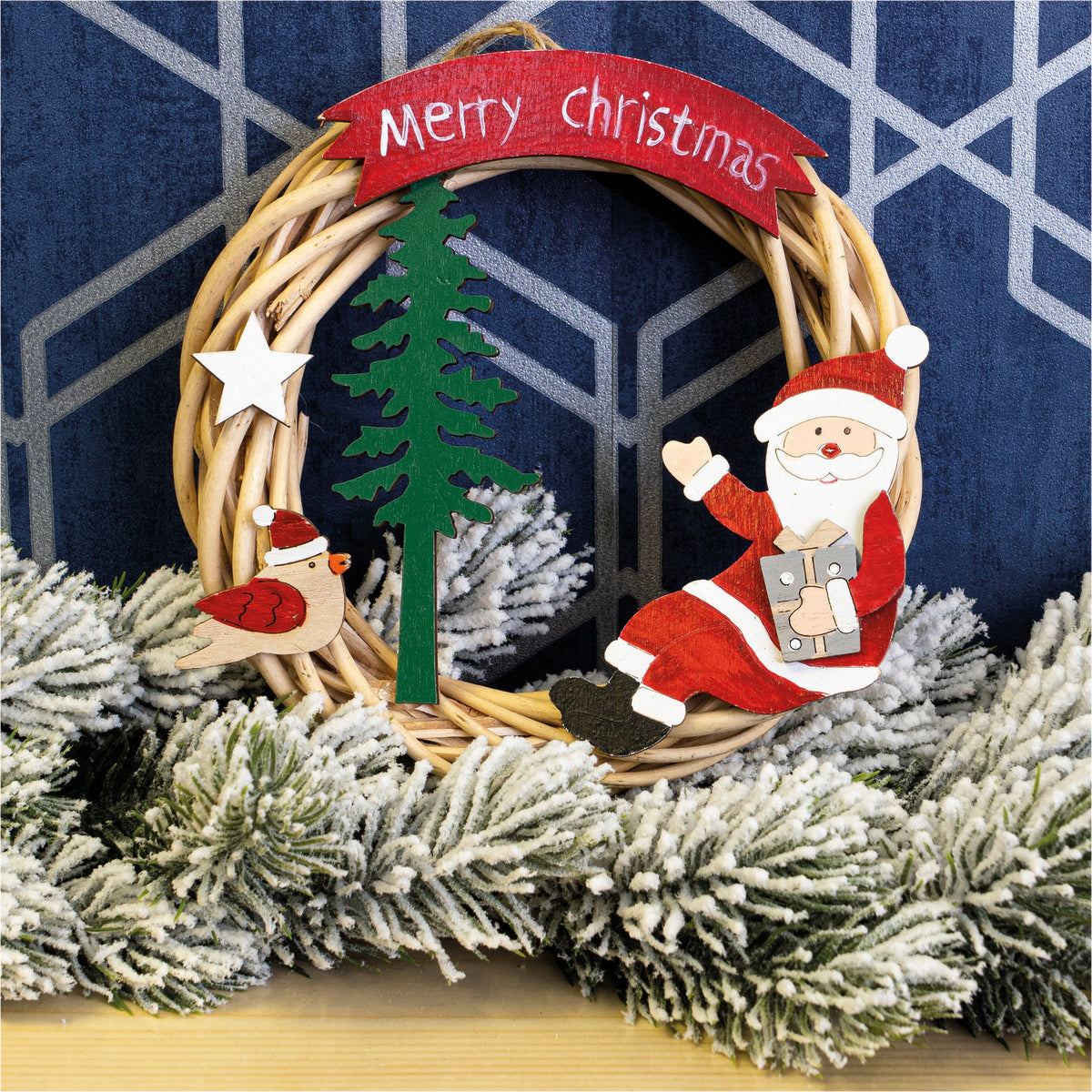 St Helens Santa Battery-Powered Wicker Christmas Wreath – Festive Indoor Decoration_Christmas Wreaths