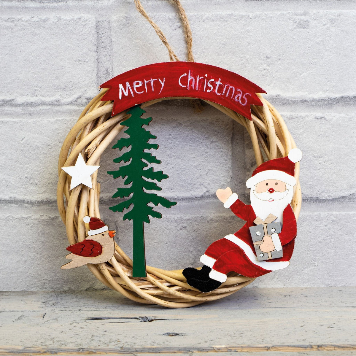 St Helens Santa Battery-Powered Wicker Christmas Wreath – Festive Indoor Decoration_Christmas Wreaths