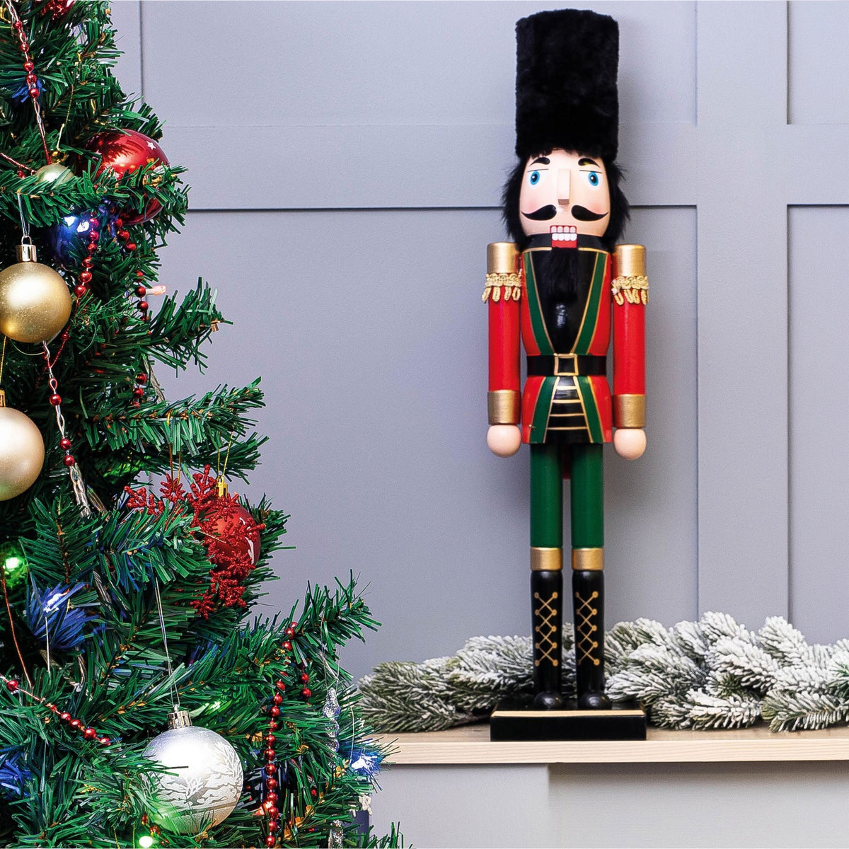 St Helens Classic Wooden Nutcracker Soldier 60cm – Available in 4 Colourways for Festive Décor_Christmas