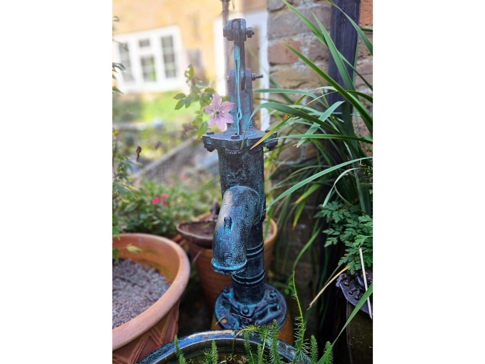 Garden Hand Water Pump Garden Ornament Cast Iron_Garden Ornaments