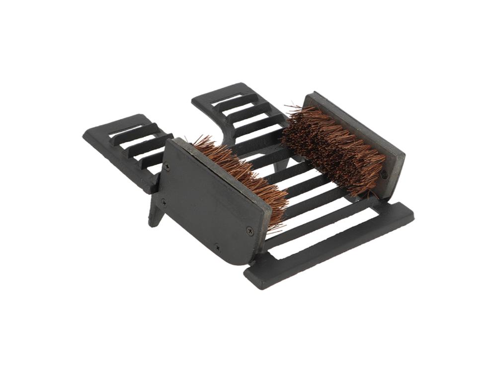 Bootjack with brushes - Sturdy Mud Scraper & Boot Remover_Boot Scrapers