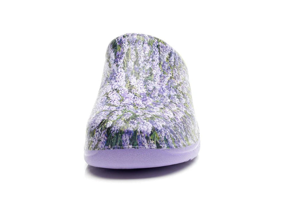 Lavender Fields Classic Womens Clogs_Womens Slip On Clogs