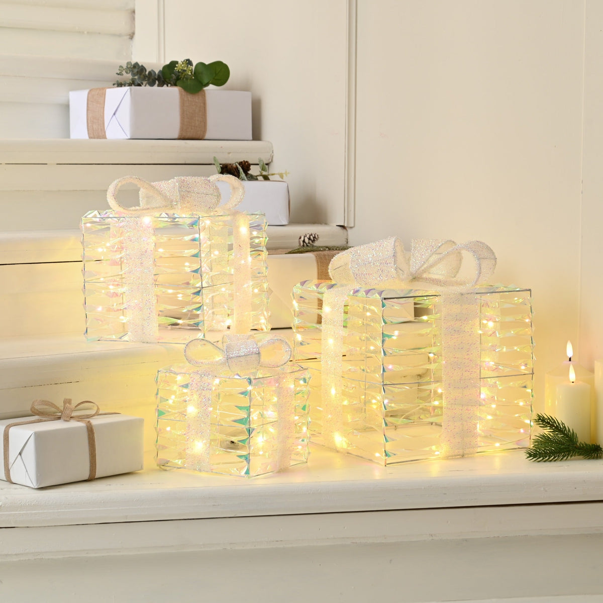 Set of 3 Battery Operated Lit Star Shimmer Parcels - with Timer_Indoor Christmas Decorations