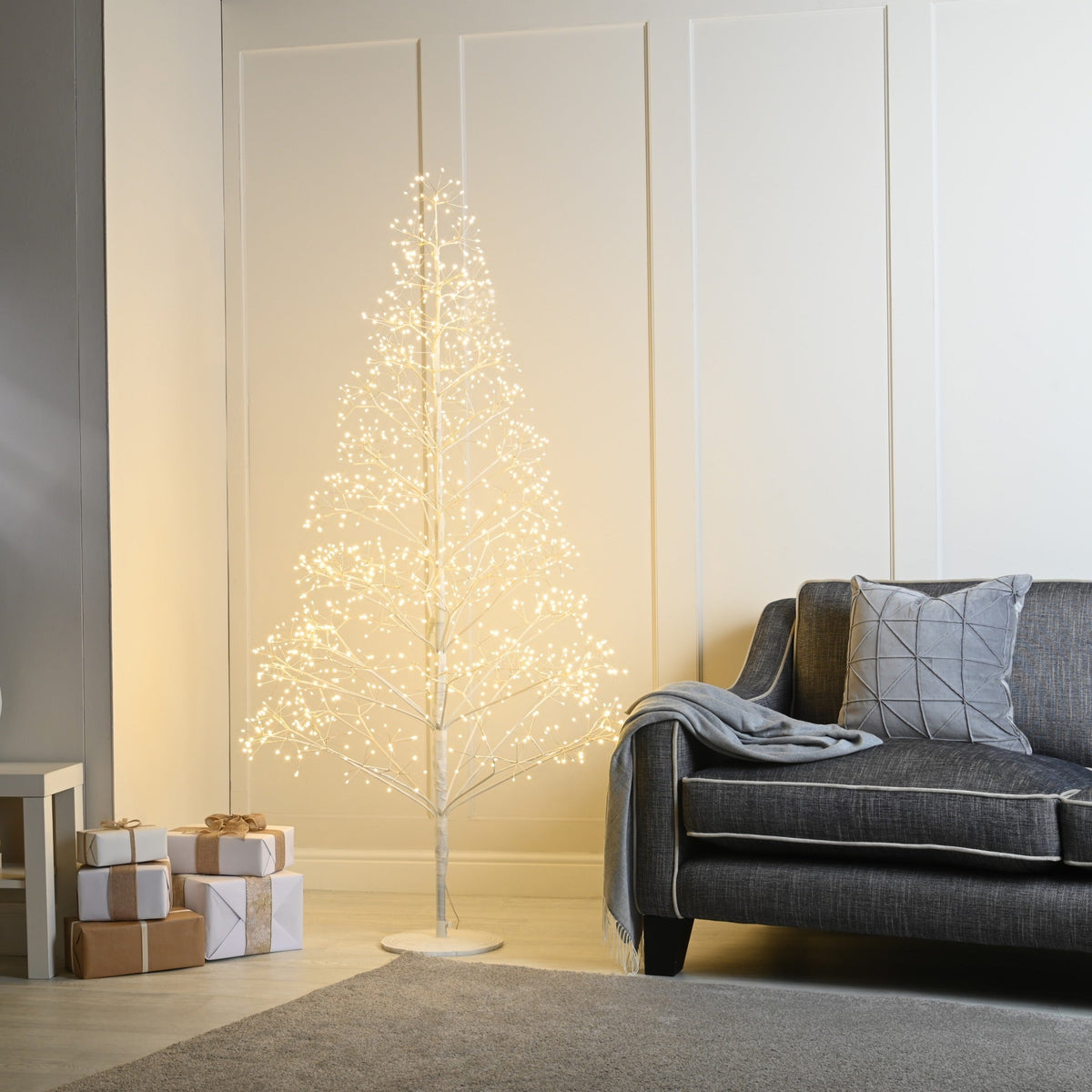 Lit Microdot Starburst Tree - White_Artificial Christmas Trees