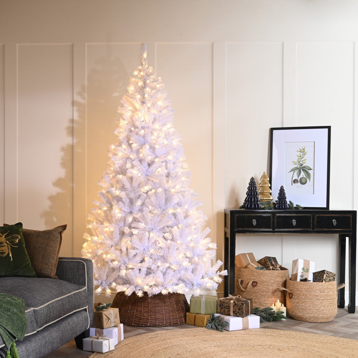 Prelit Wentworth White Fir Tree_Artificial Christmas Trees