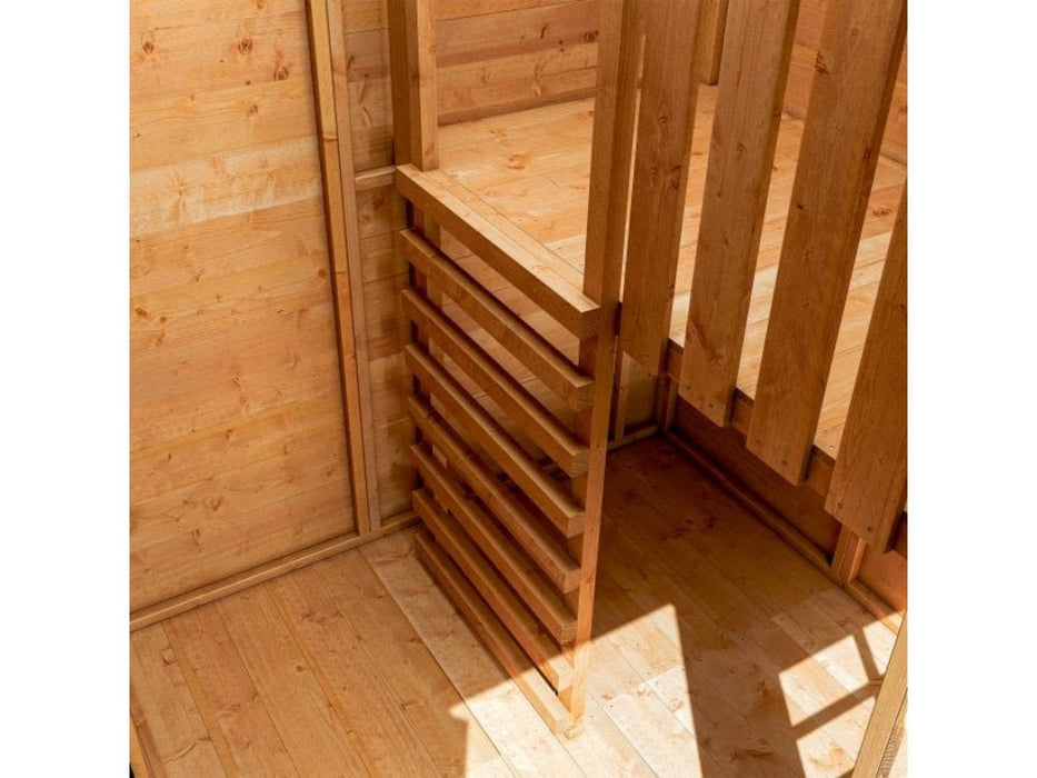 Playaway Townhouse_Garden Furniture