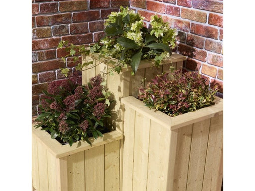 Signature Heritage 3 Tier Corner Planter_Planters
