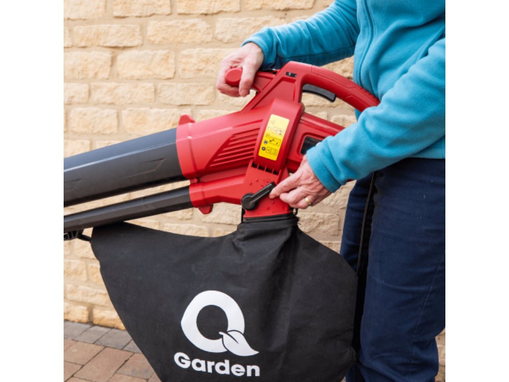 Q Garden 3000w G/Vac with Wheels & V/Speed_Garden Blowers & Vacuums