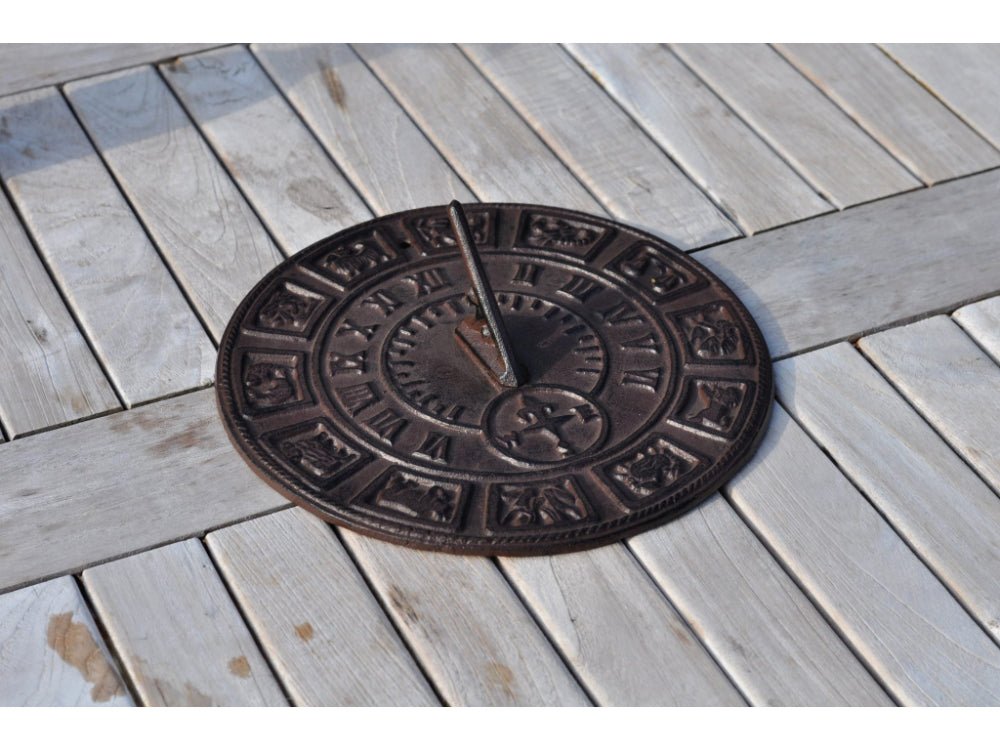 Round Cast Iron Sundial - Horizontal Sundial Round Plate Design_Weather Range