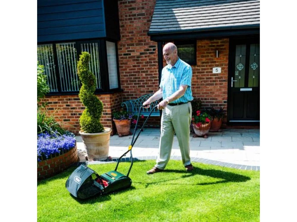 Webb 30cm (12") Roller Hand Lawnmower_Lawnmowers