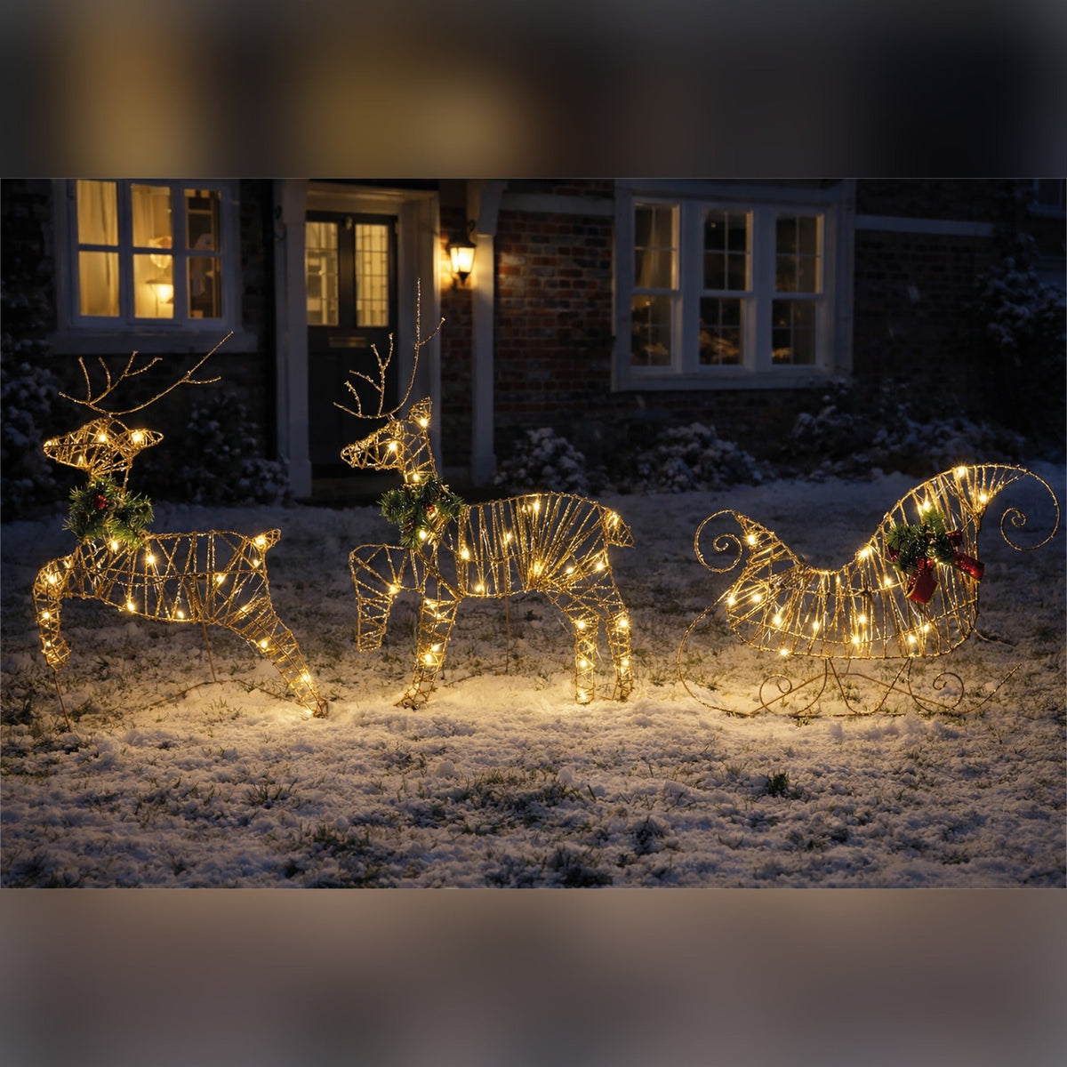 Xmas Haus Rose Gold Light Up Reindeer and Sleigh Indoor Outdoor Christmas Decoration with Timer_Outdoor Christmas Decorations